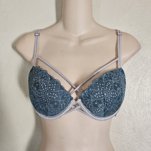 Pink Victoria's Secret Date Push Up Bra Size Women's 34C - Picture 3 of 8